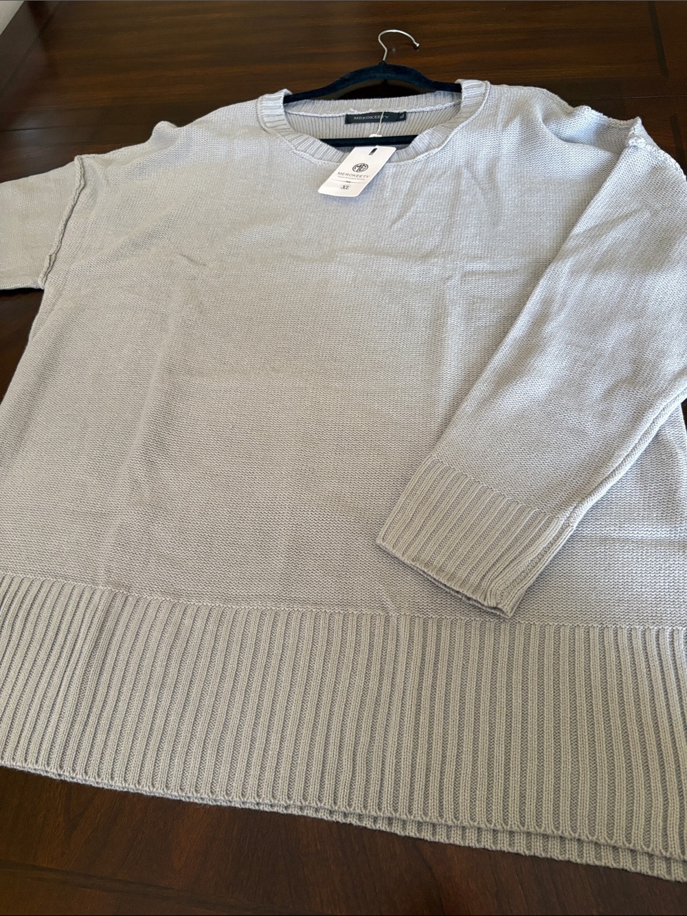 Women's Crewneck Sweater in Light Gray